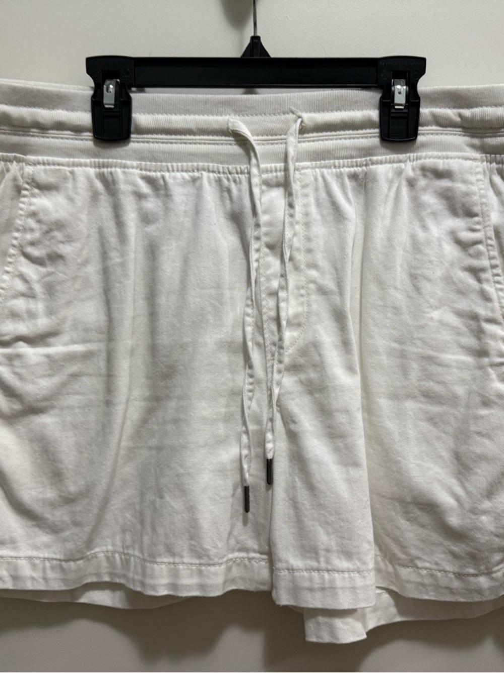 Orvis White Drawstring Athletic Shorts